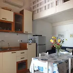 Golden River דירה *